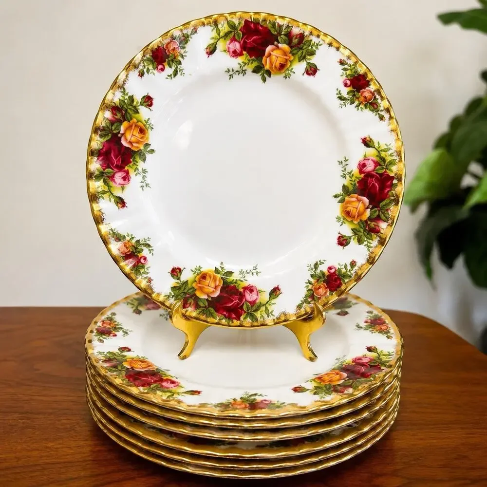 Set Of 8 Old Country Roses Royal Albert Salad Plate Gold Trim Bone China 1962